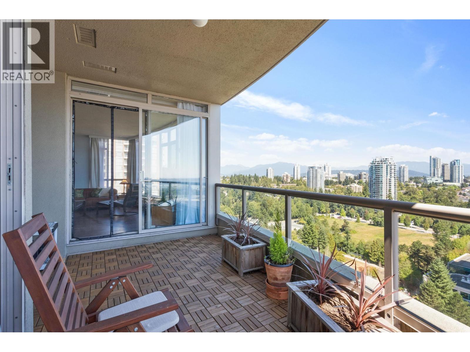 2005 6888 Station Hill Drive, Burnaby, British Columbia  V3N 4X5 - Photo 24 - R3071065