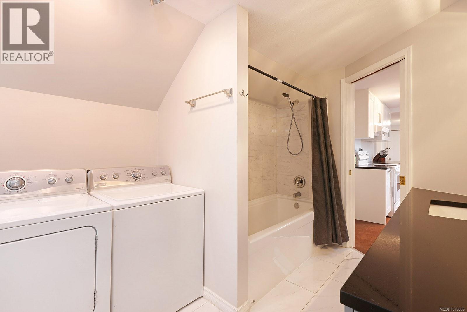 949 Fitzgerald Ave, Courtenay, British Columbia  V9N 2R6 - Photo 19 - 1018068