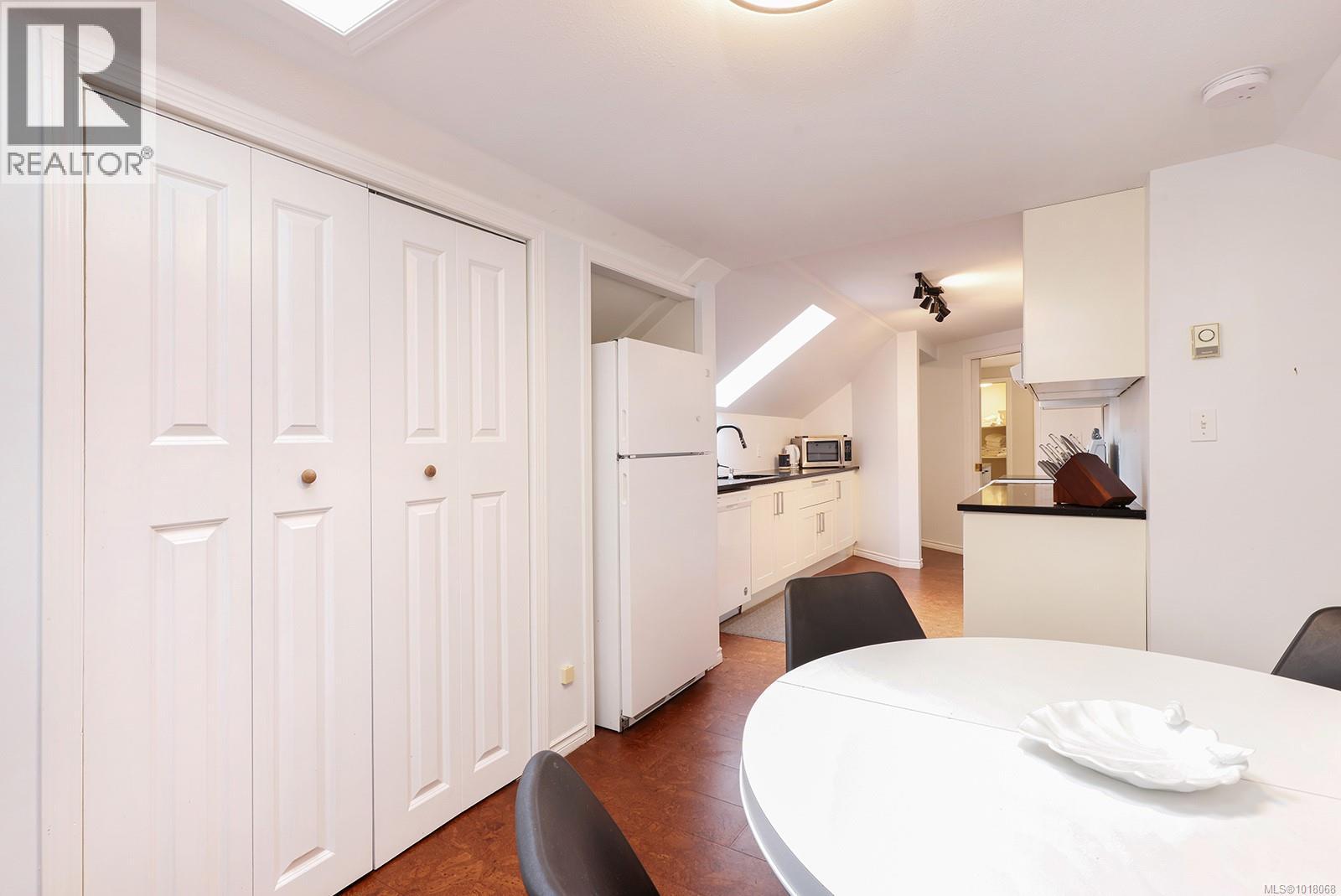 949 Fitzgerald Ave, Courtenay, British Columbia  V9N 2R6 - Photo 11 - 1018068