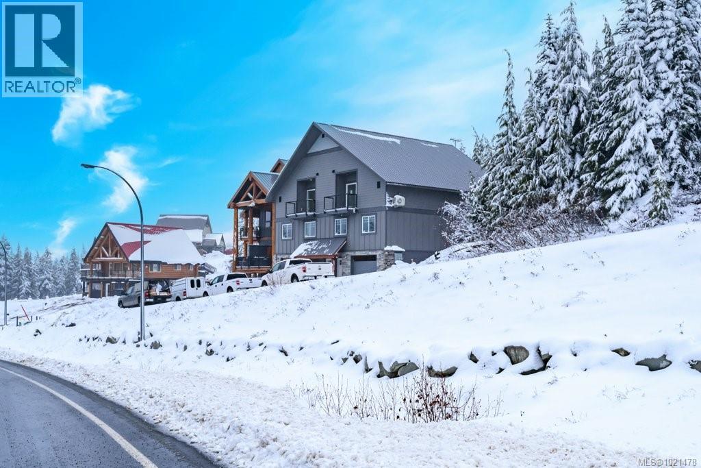 A 1328 Nordic Dr, Courtenay, British Columbia  V9J 1L0 - Photo 1 - 1021478