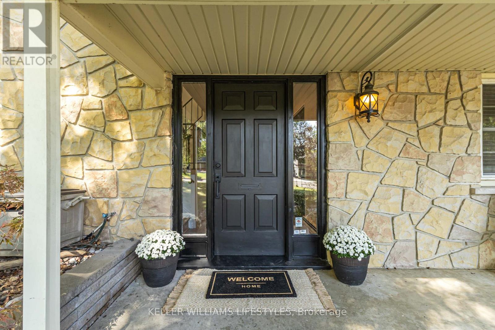 29 Park Lane Court, London South, Ontario  N6K 1Z6 - Photo 5 - X12595448