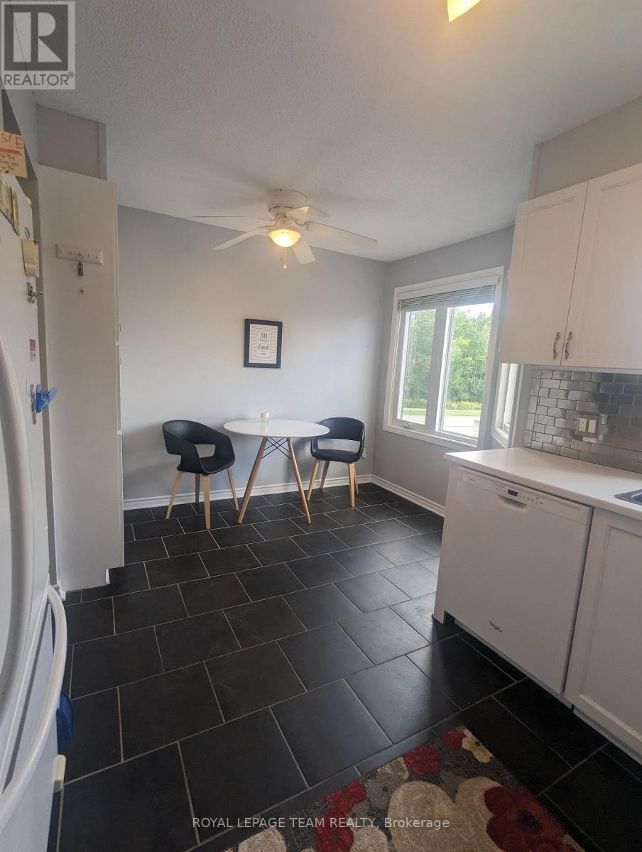 17b - 6010 Red Willow Drive, Ottawa, Ontario K1C 7H9 - Photo 8 - X12595312