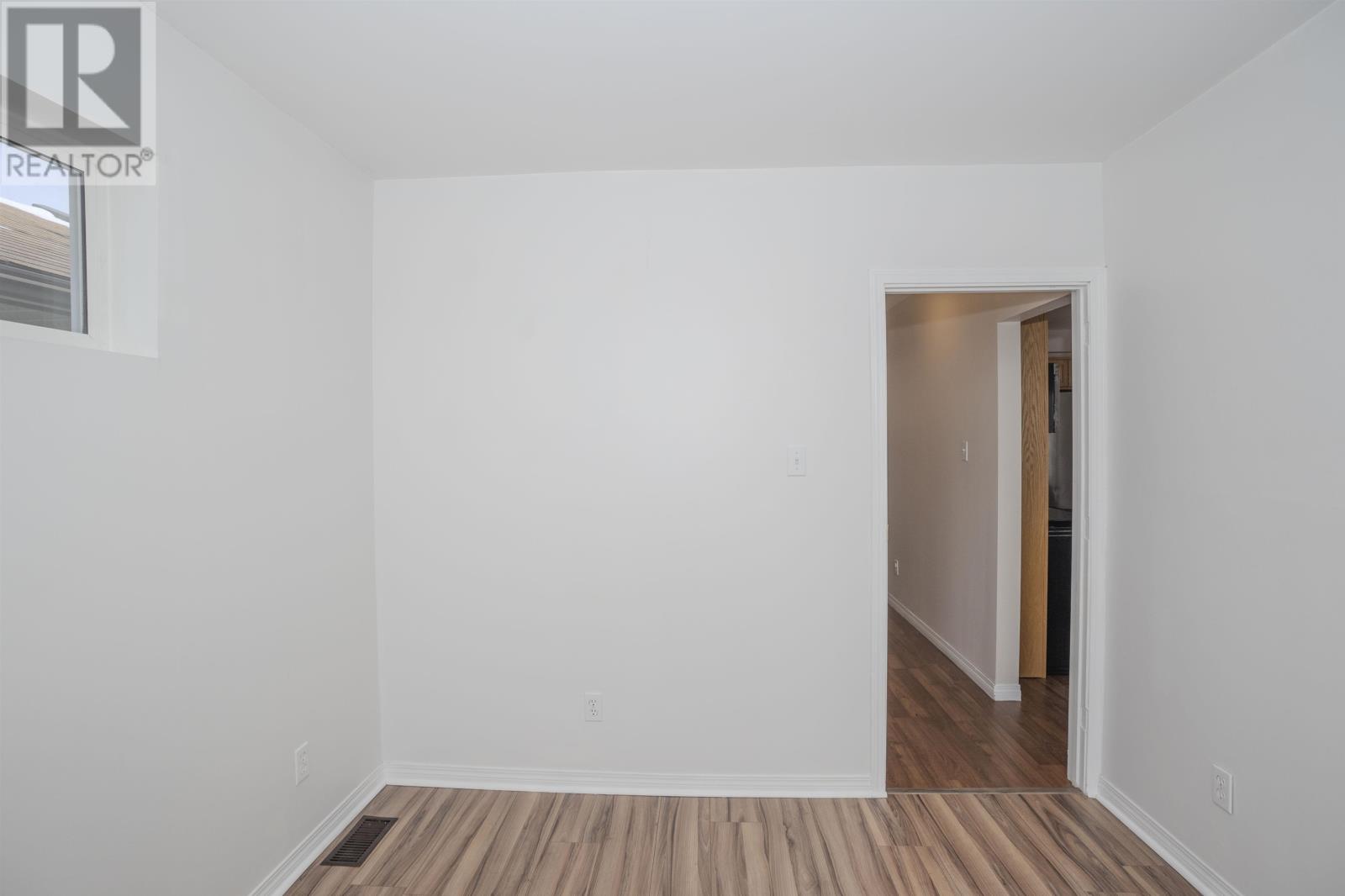 141 Empress St S, Thunder Bay, Ontario  P7B 4N6 - Photo 25 - TB253594