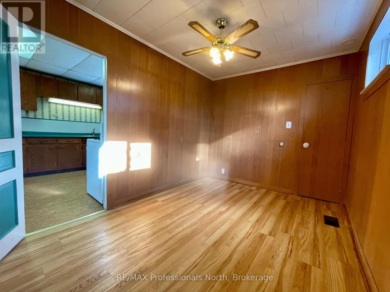 330 John Street S, Gravenhurst, Ontario  P1P 1J1 - Photo 13 - X12593744