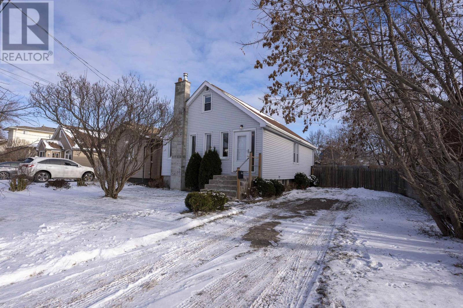 141 Empress St S, Thunder Bay, Ontario  P7B 4N6 - Photo 39 - TB253594