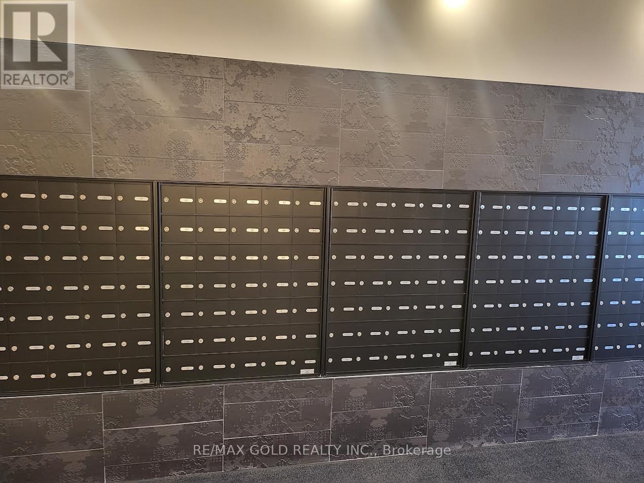 205 - 741 King Street W, Kitchener, Ontario N2G 0E9 - Photo 4 - X12595226