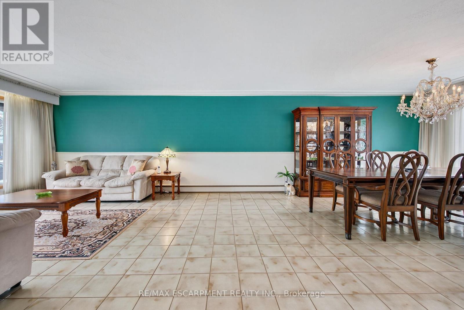 16 Southill Drive, Hamilton, Ontario  L9A 3K5 - Photo 21 - X12595254