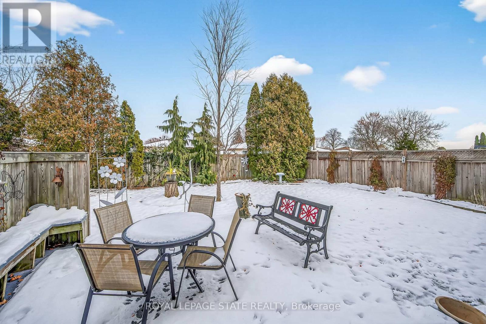 356 Cranbrook Drive, Hamilton, Ontario L9C 4T3 - Photo 39 - X12595258