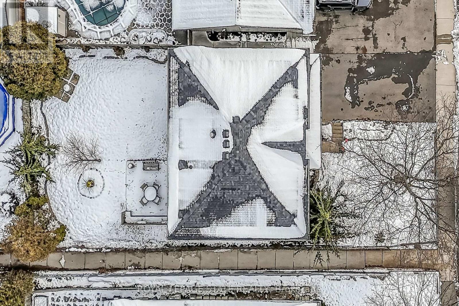 356 Cranbrook Drive, Hamilton, Ontario L9C 4T3 - Photo 44 - X12595258