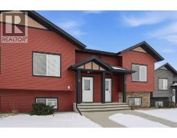 34 Hutton Place Hawkridge Estates, Penhold, Ca