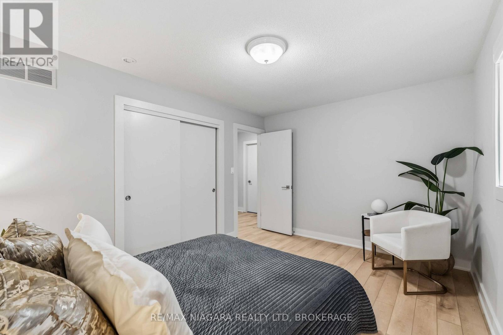 200 First St Louth Street, St. Catharines, Ontario L2S 2R6 - Photo 17 - X12595406