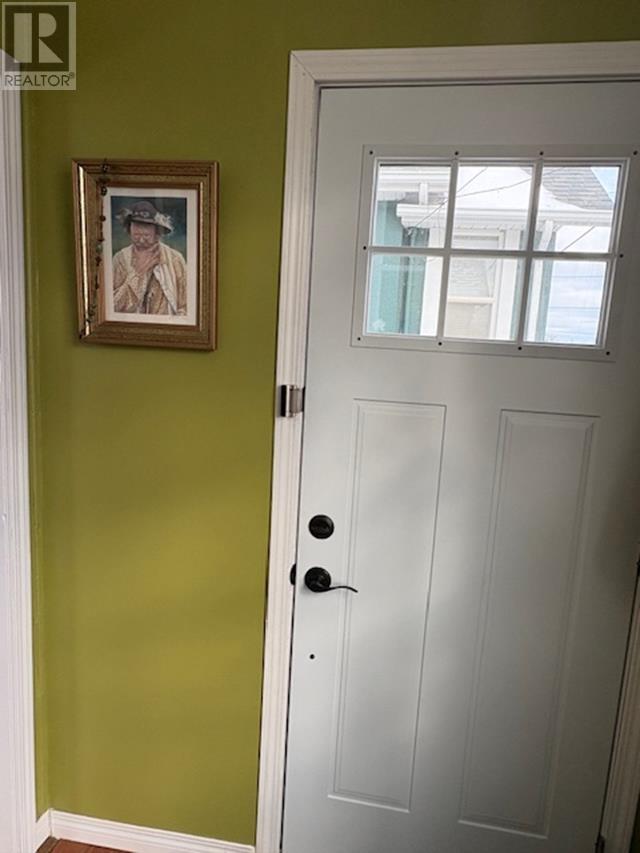 411 Southern Ave, Thunder Bay, Ontario  P7C 2T8 - Photo 3 - TB253595