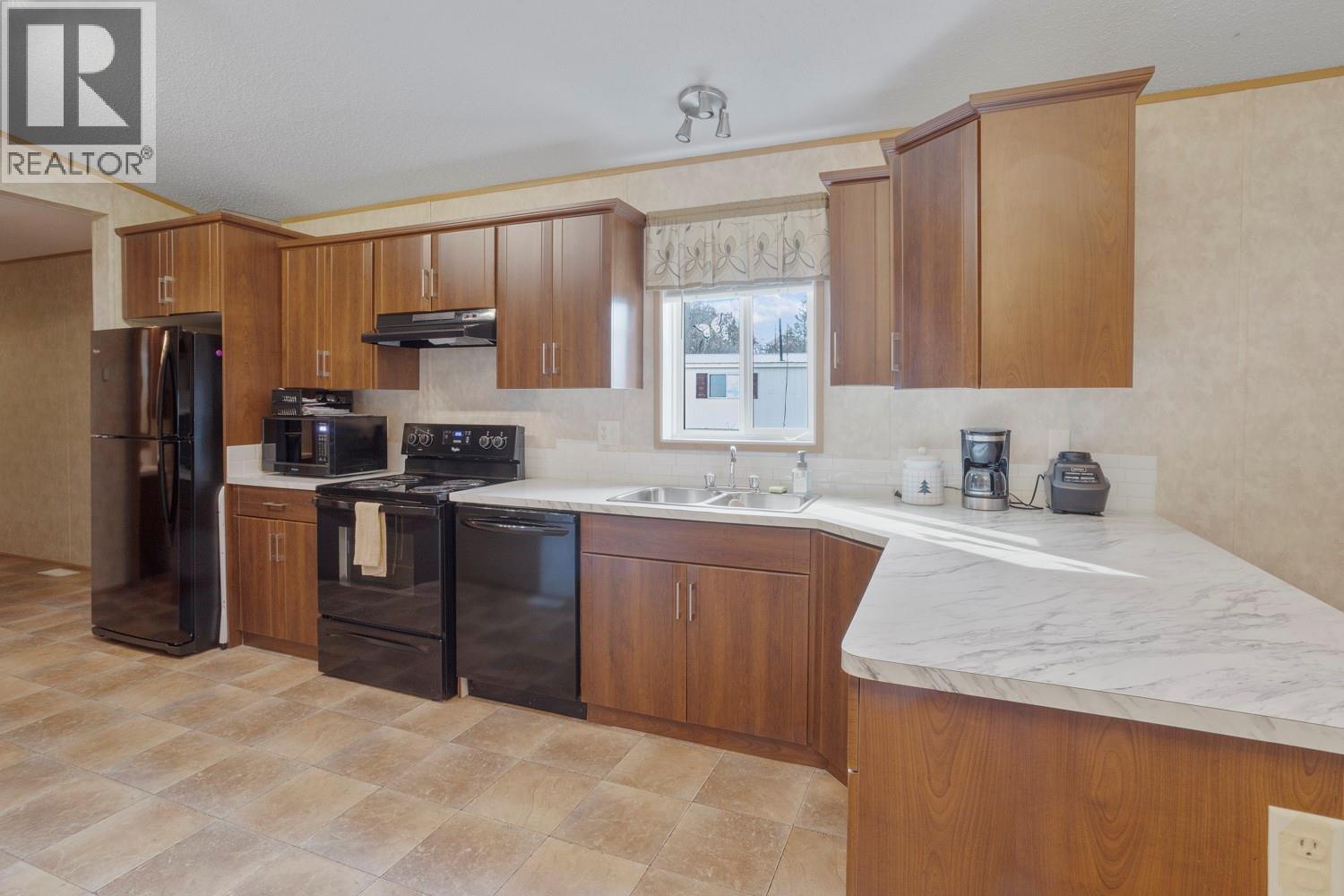 445 6th Avenue N Unit# 28, Creston, British Columbia  V0B 1G3 - Photo 6 - 10370321