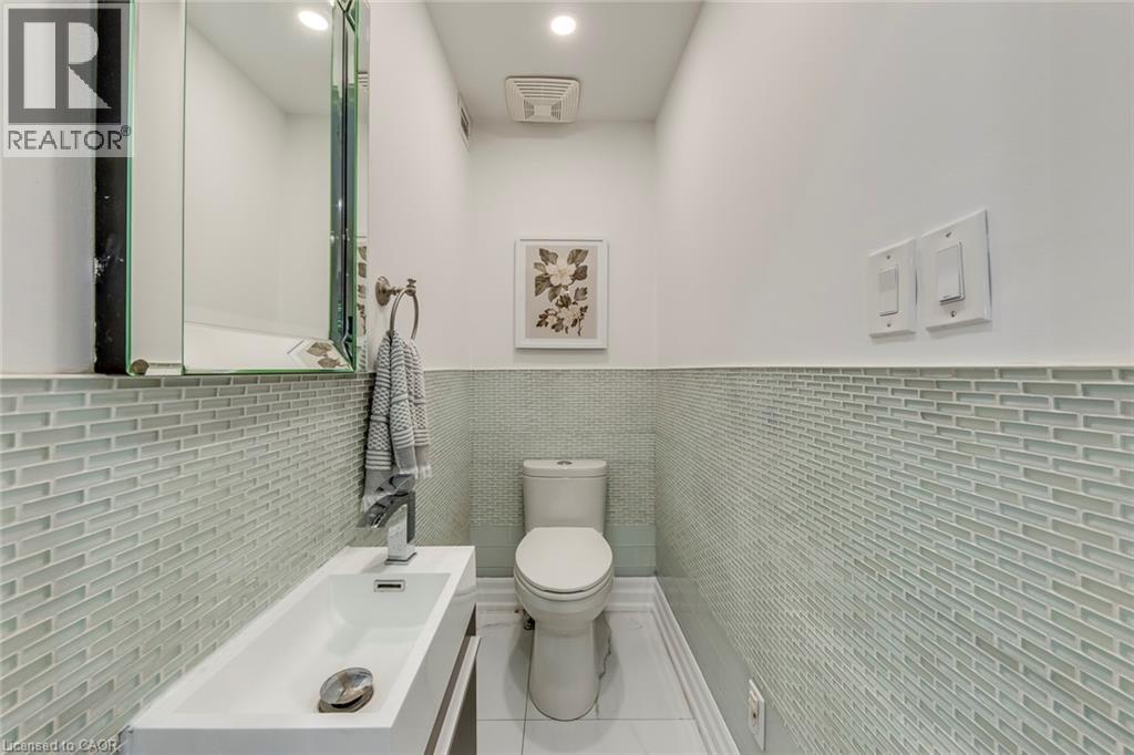 43 South Kingsway Way, Toronto, Ontario  M6S 3T2 - Photo 13 - 40791940