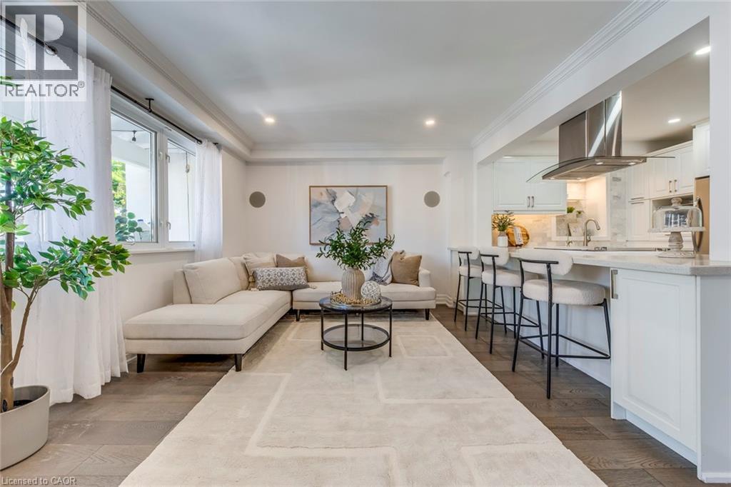 43 South Kingsway Way, Toronto, Ontario  M6S 3T2 - Photo 6 - 40791940