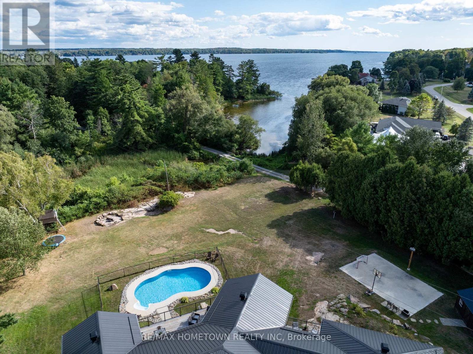 303 Old Lily Bay Road, Elizabethtown-Kitley, Ontario  K6V 5T3 - Photo 5 - X12595414