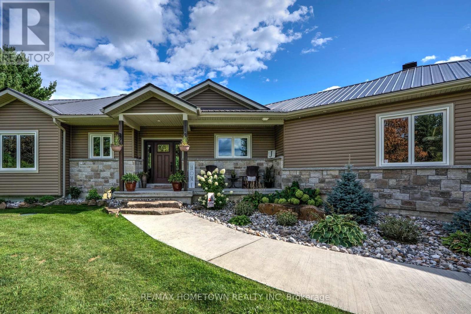 303 Old Lily Bay Road, Elizabethtown-Kitley, Ontario  K6V 5T3 - Photo 7 - X12595414