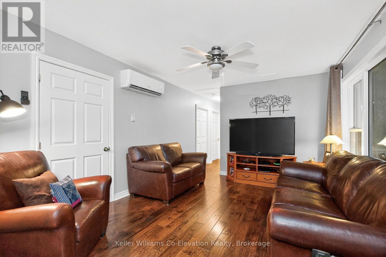 227 Lakeshore Drive, Kawartha Lakes, Ontario K0M 1A0 - Photo 10 - X12595374