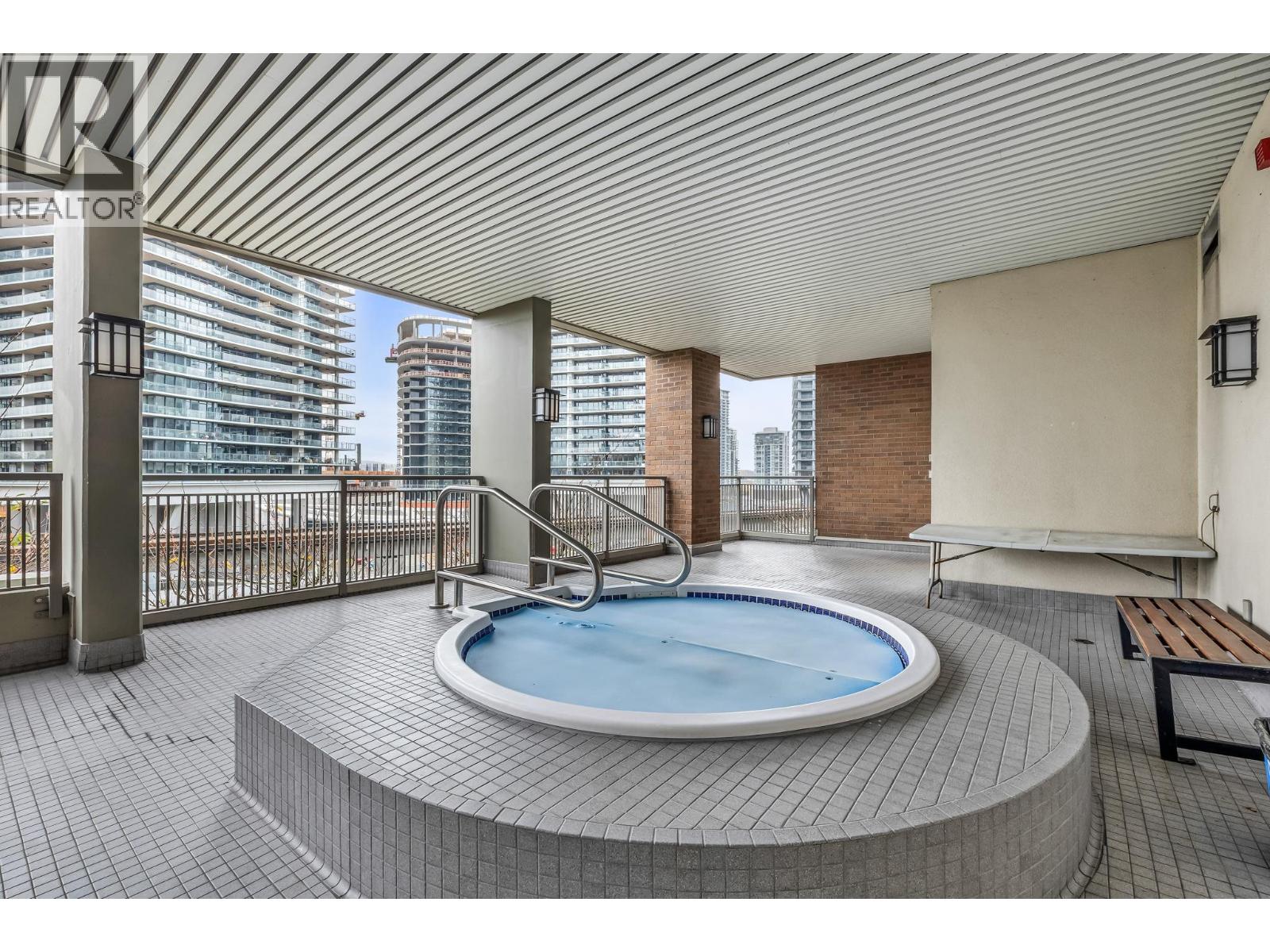 2501 4888 Brentwood Drive, Burnaby, British Columbia V5C 0C6 - Photo 2 - R3070522