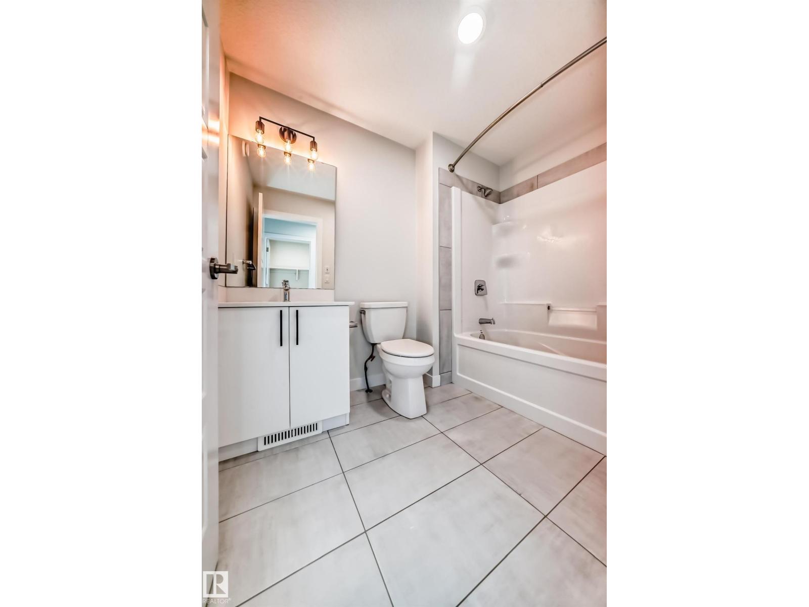 Unknown Address, ,    - Photo 33 - E4467260