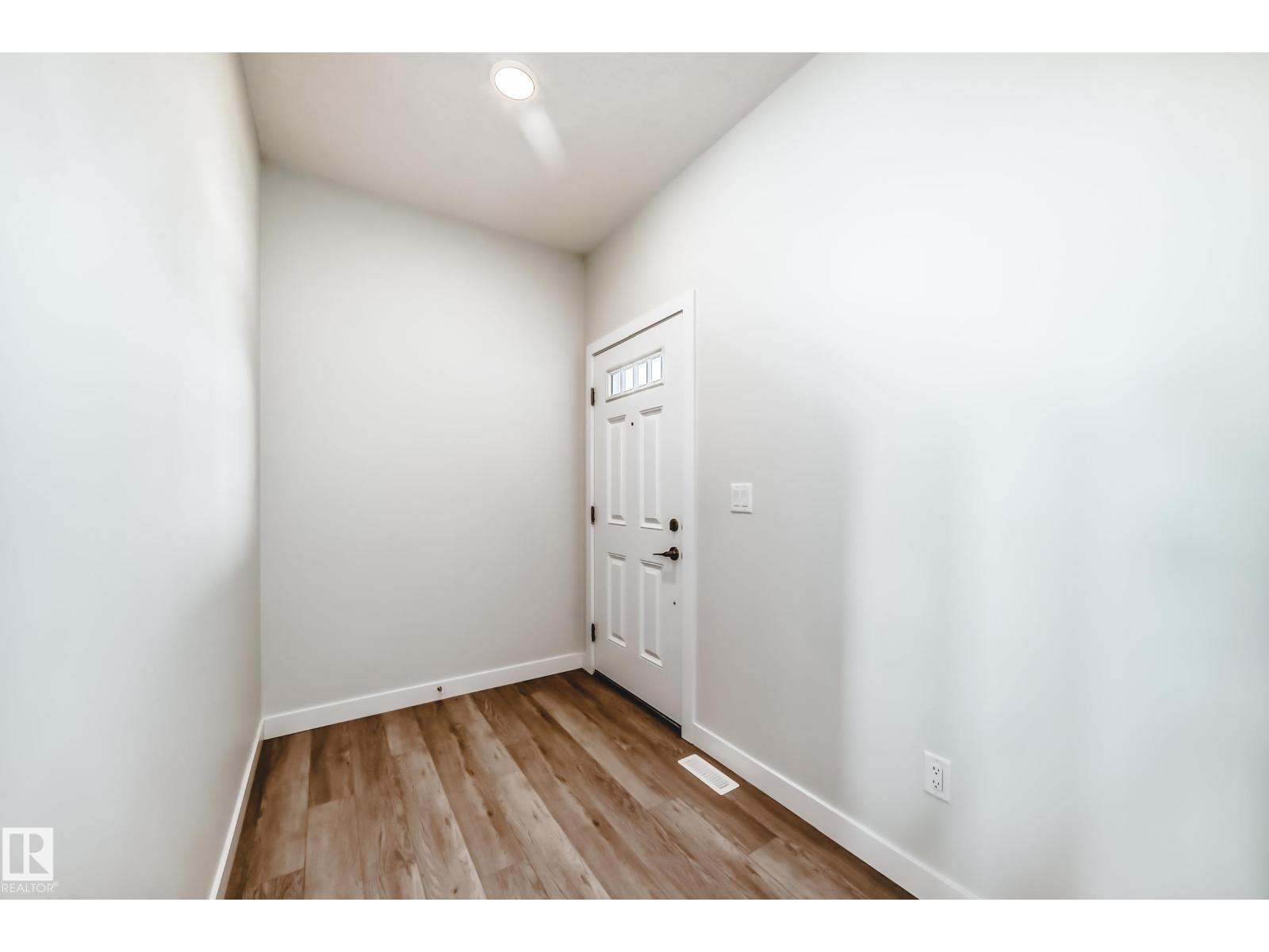 Unknown Address, ,    - Photo 4 - E4467260