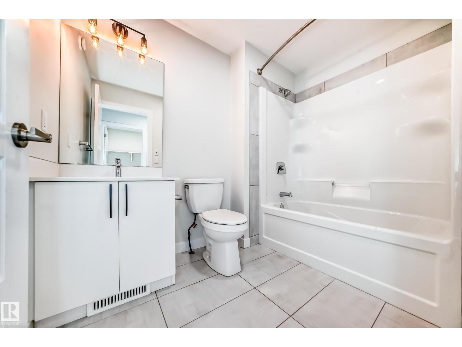 Unknown Address, ,    - Photo 32 - E4467260