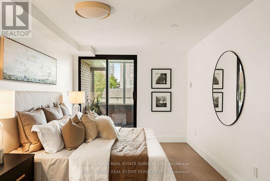 402 - 349 St Clair Avenue W, Toronto, Ontario M5P 1N3 - Photo 20 - C12595352