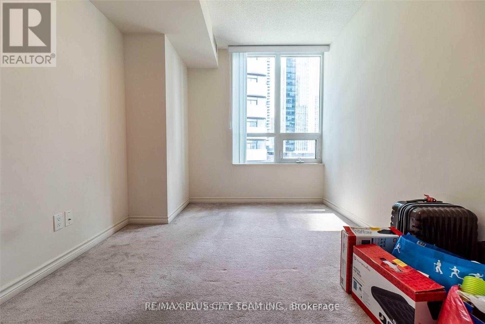 1009 - 19 Grand Trunk Crescent, Toronto, Ontario M5J 3A3 - Photo 10 - C12595404