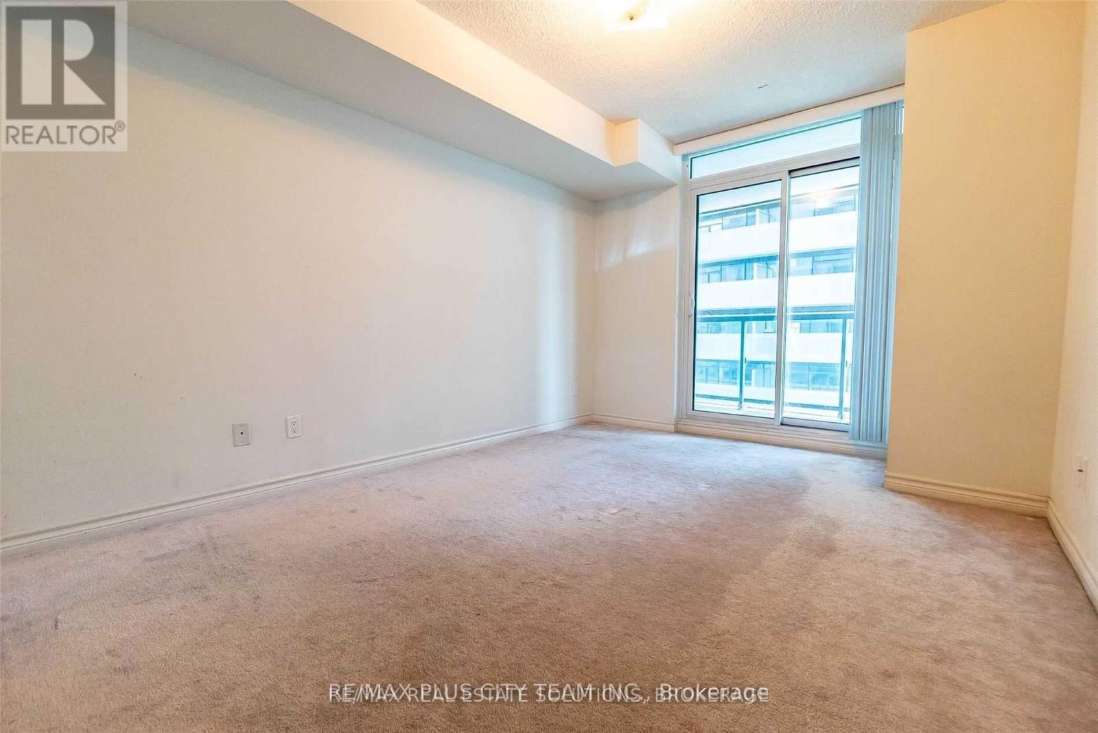 1009 - 19 Grand Trunk Crescent, Toronto, Ontario M5J 3A3 - Photo 8 - C12595404