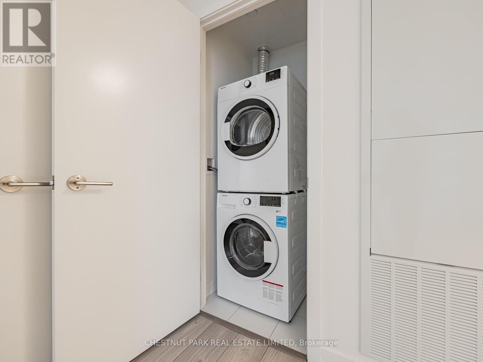 1006 S - 110 Broadway Avenue, Toronto, Ontario  M4P 1V7 - Photo 9 - C12595450