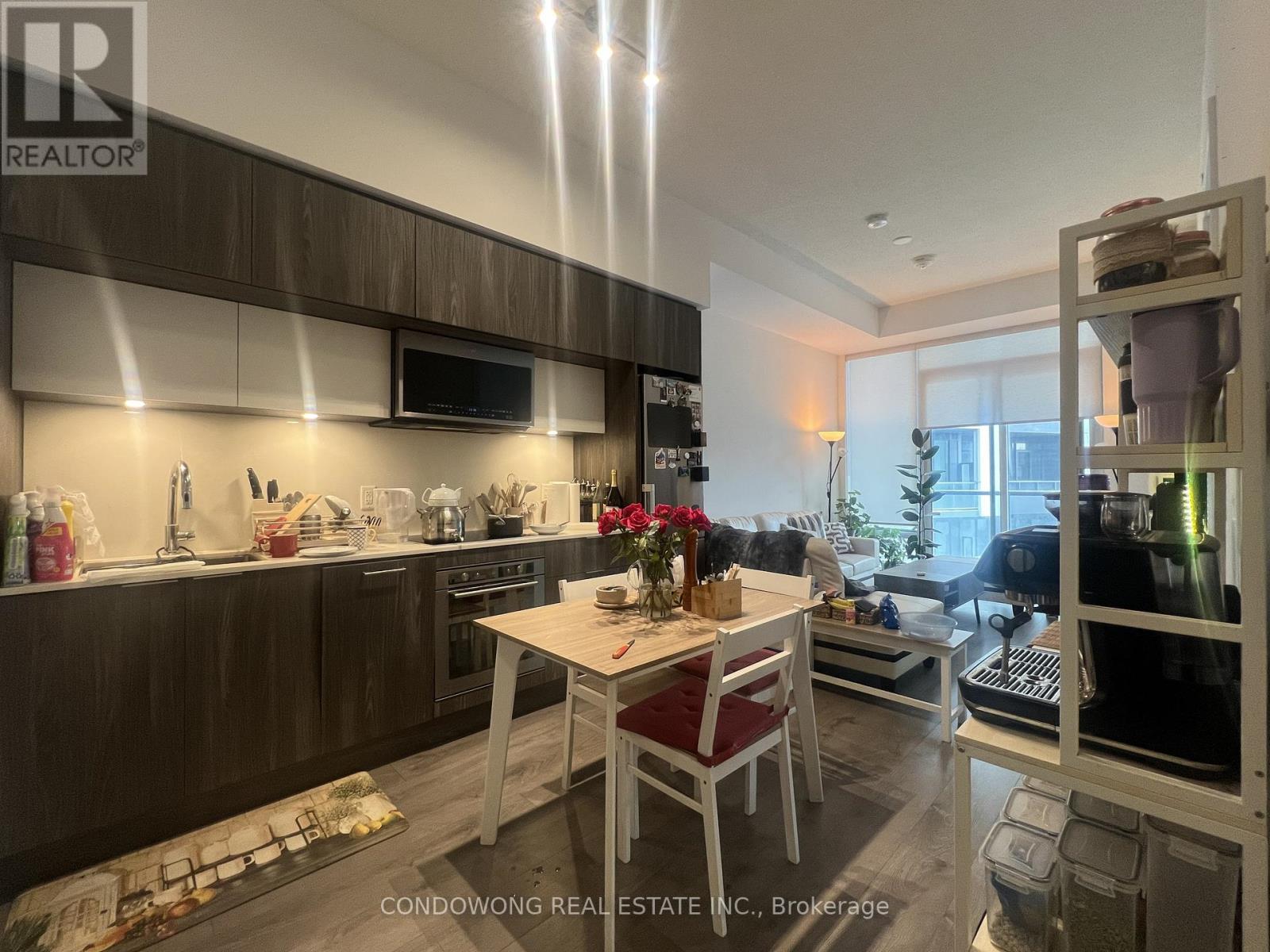 561 - 25 ADRA GRADO WAY, Toronto, Ontario