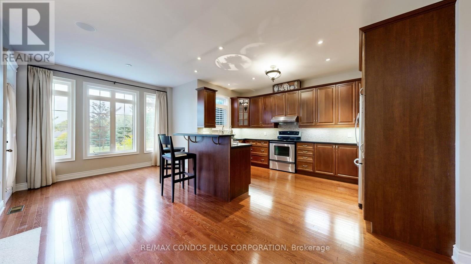 81 Stonecliffe Crescent, Aurora, Ontario L4G 7Z7 - Photo 15 - N12586026