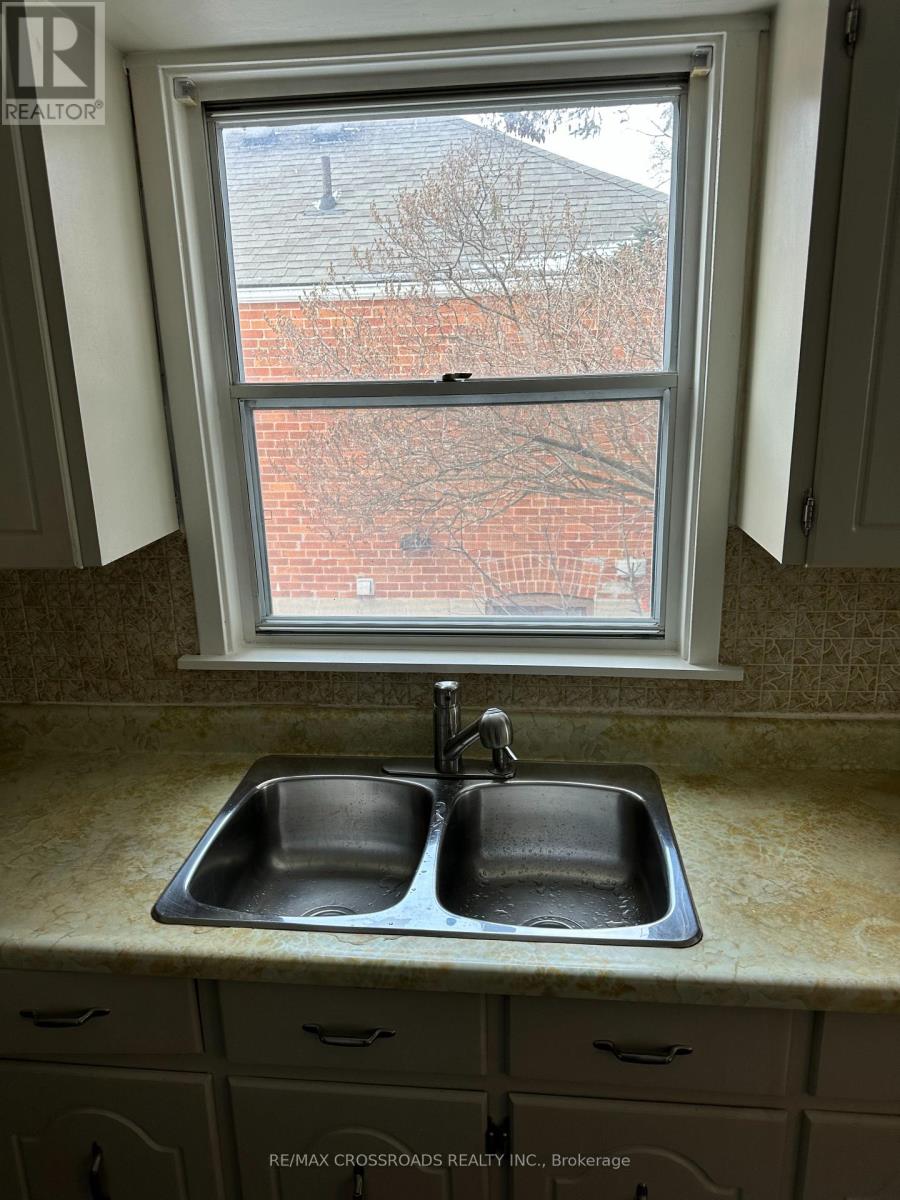 Main - 141 North Bonnington Avenue, Toronto, Ontario  M1K 1Y2 - Photo 13 - E12595382