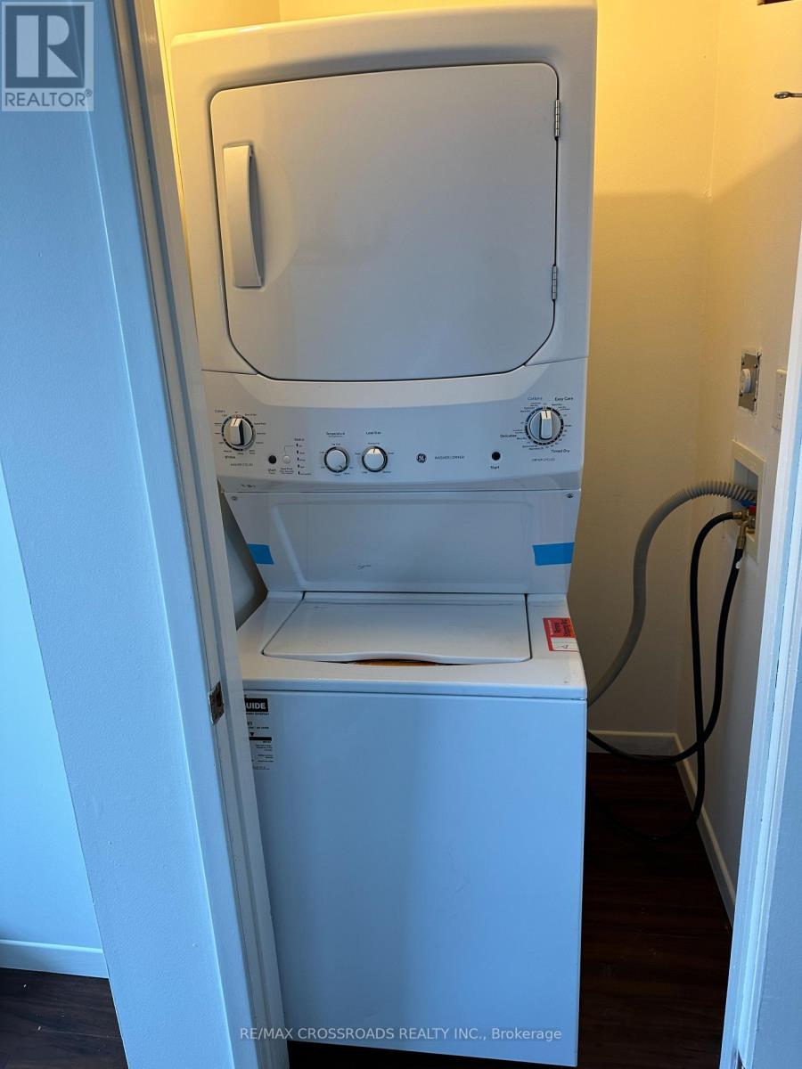 Main - 141 North Bonnington Avenue, Toronto, Ontario  M1K 1Y2 - Photo 9 - E12595382