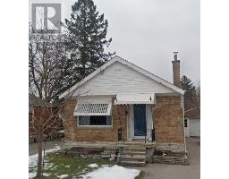 MAIN - 141 NORTH BONNINGTON AVENUE, Toronto, Ontario