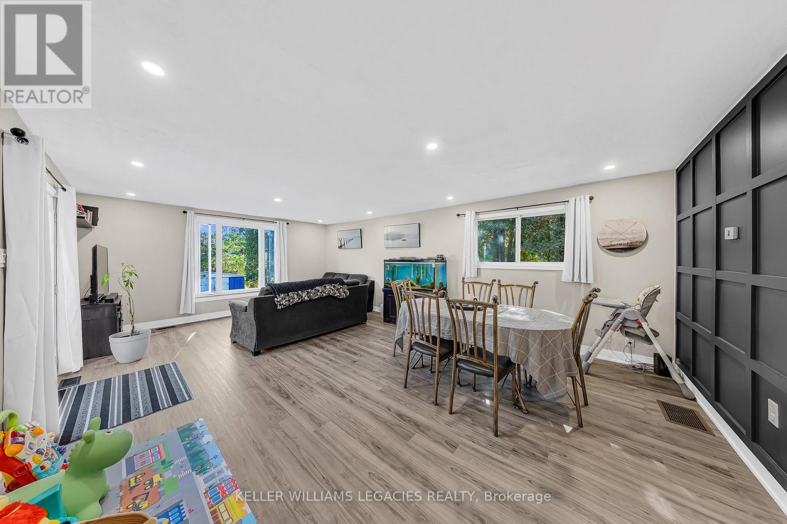 74 Cowans Crescent, Kawartha Lakes, Ontario  K0L 2W0 - Photo 8 - X12455182