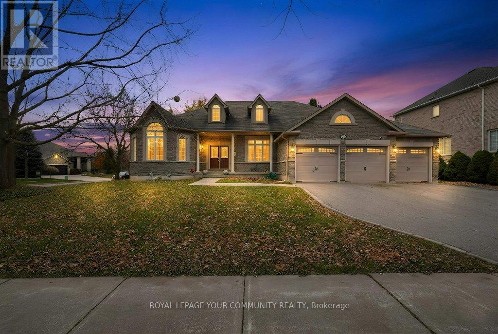 2 KOOTENAY RIDGE, Vaughan, Ontario