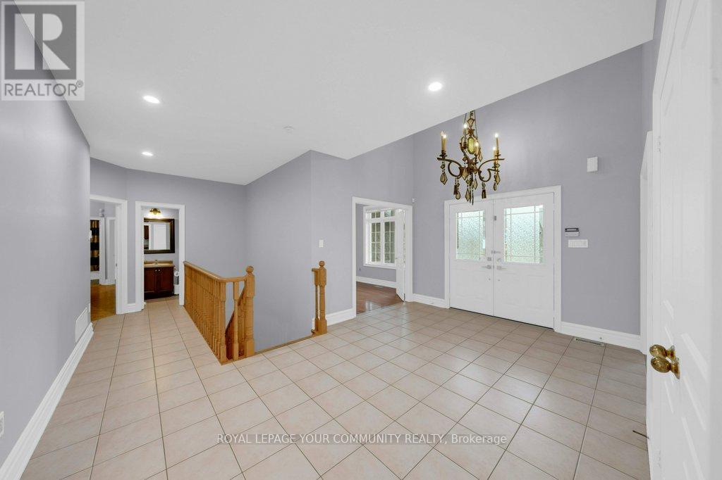 2 Kootenay Ridge, Vaughan, Ontario  L6A 2W1 - Photo 7 - N12595294