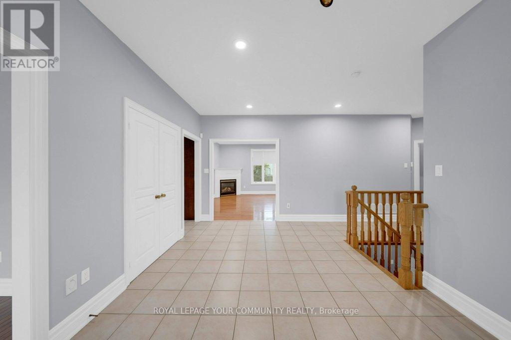 2 Kootenay Ridge, Vaughan, Ontario  L6A 2W1 - Photo 9 - N12595294