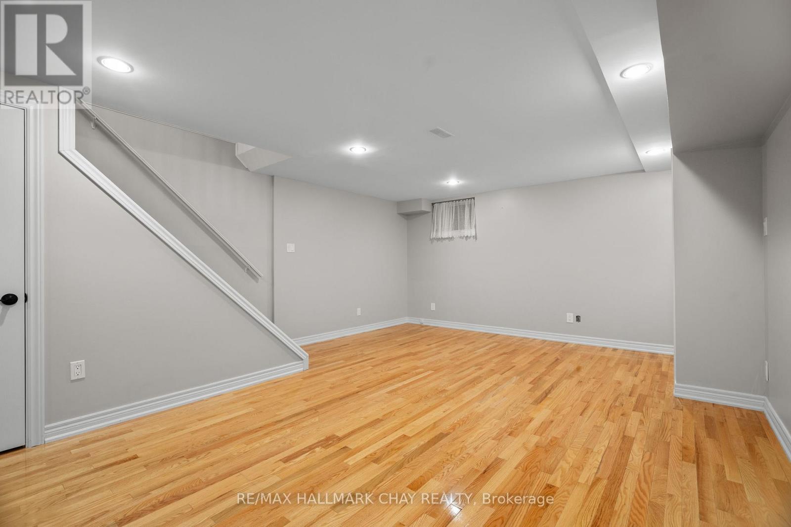 4 - 1 Olive Crescent, Orillia, Ontario  L3V 7N5 - Photo 28 - S12595432