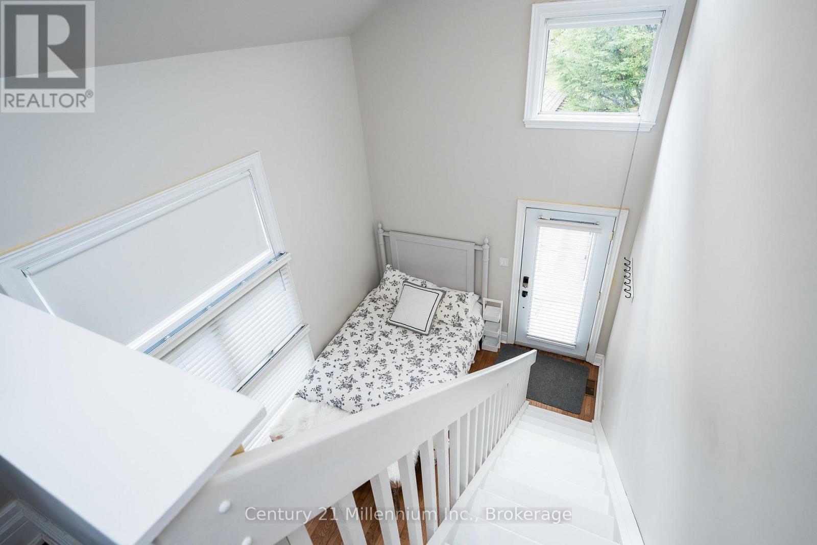 160 Grand Cypress Lane, Blue Mountains, Ontario L9Y 0K8 - Photo 34 - X12509632