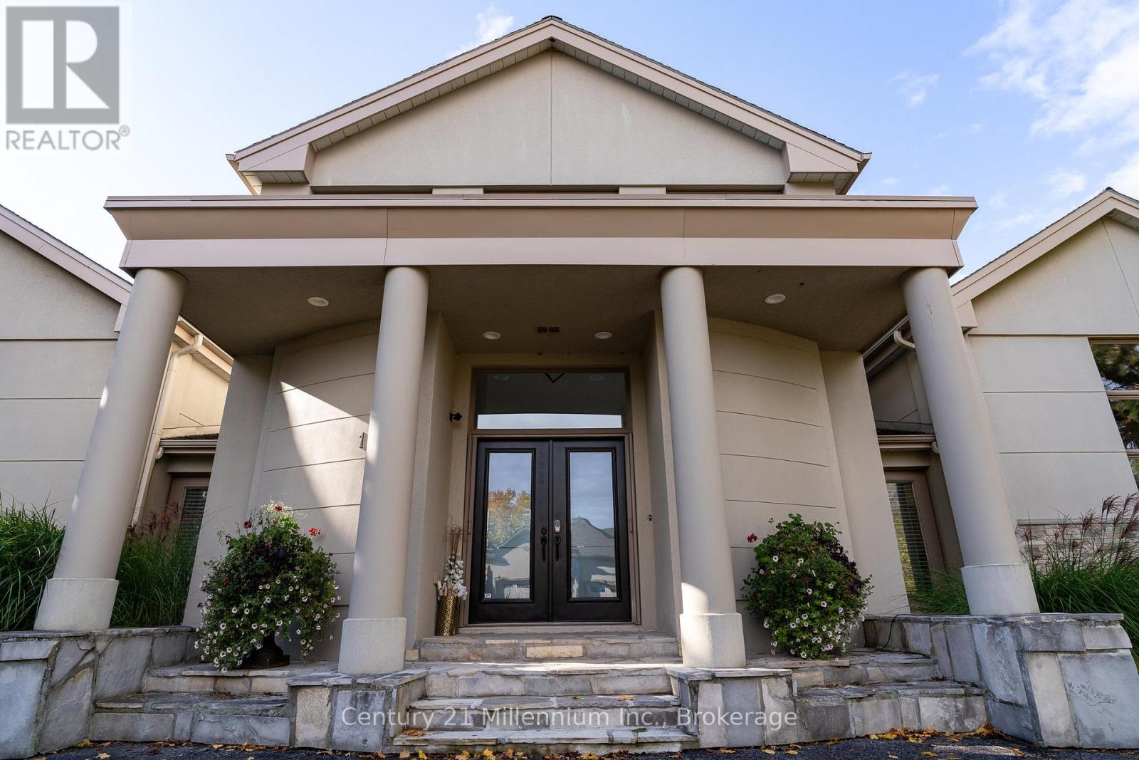 160 Grand Cypress Lane, Blue Mountains, Ontario L9Y 0K8 - Photo 4 - X12509632