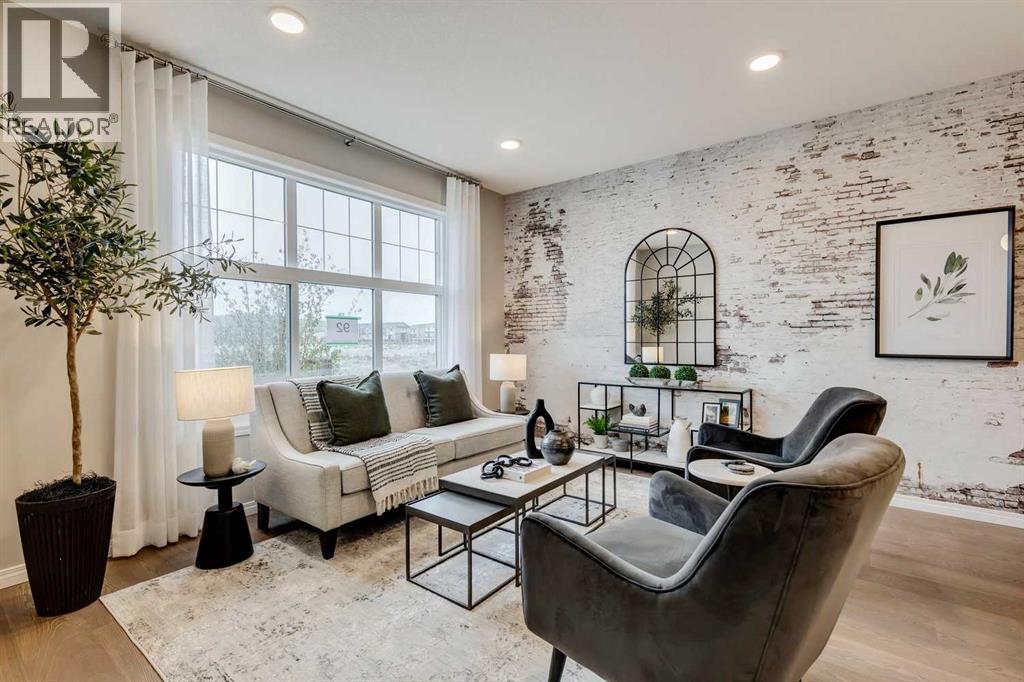 92 Creekside Street Sw, Calgary, Alberta  T2X 5S3 - Photo 3 - A2272195