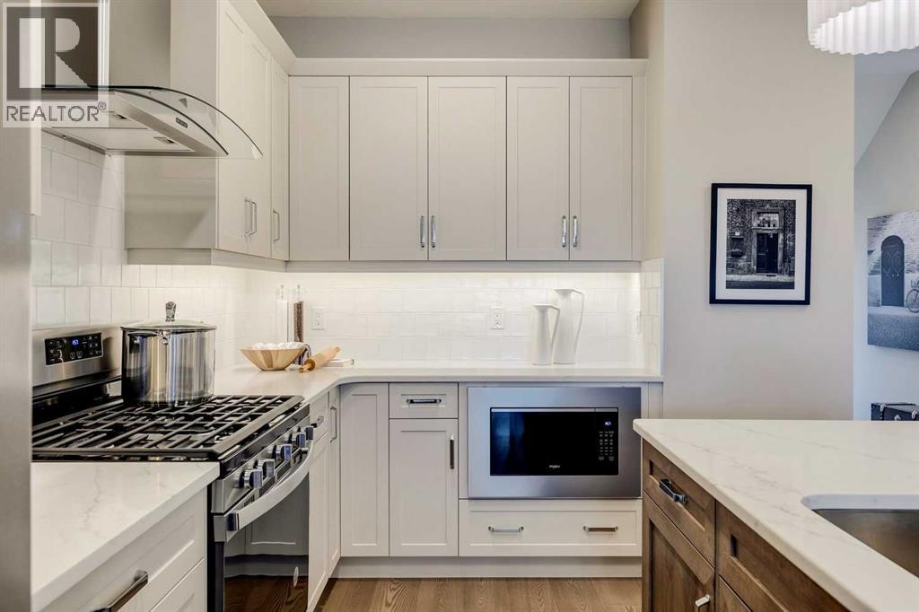 92 Creekside Street Sw, Calgary, Alberta  T2X 5S3 - Photo 8 - A2272195