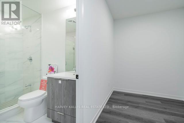 2907 - 8 Interchange Way, Vaughan, Ontario L4K 0R2 - Photo 15 - N12595302