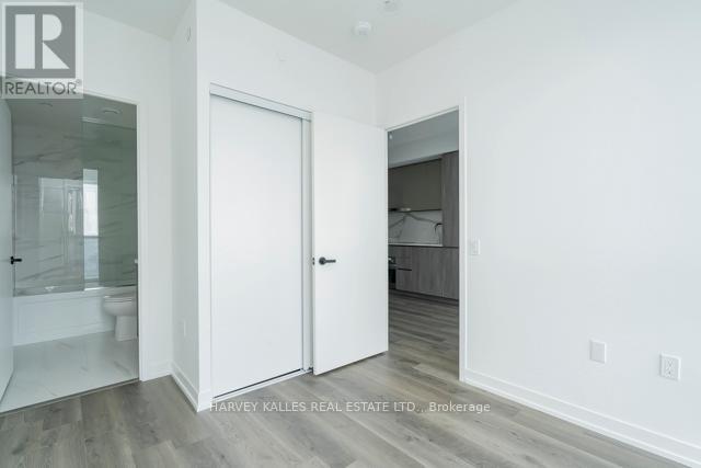 2907 - 8 Interchange Way, Vaughan, Ontario L4K 0R2 - Photo 13 - N12595302