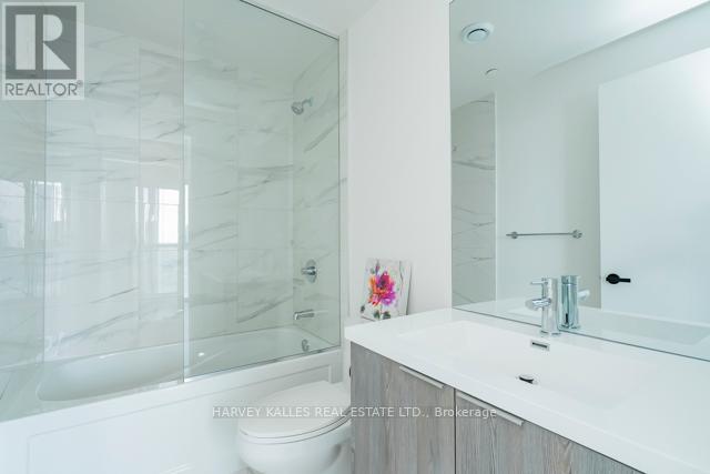 2907 - 8 Interchange Way, Vaughan, Ontario L4K 0R2 - Photo 14 - N12595302