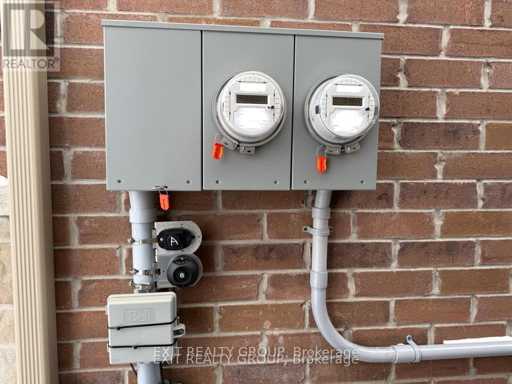 B - 26 Athabaska Drive, Belleville, Ontario K8N 0T2 - Photo 17 - X12595132