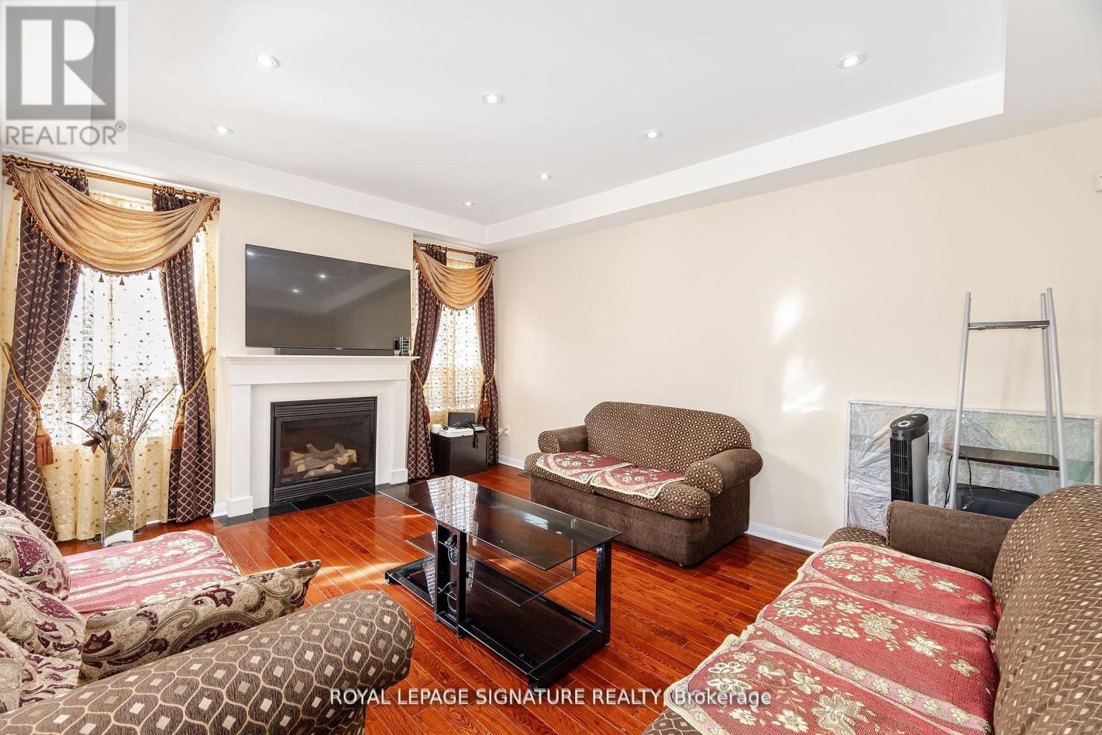 21 Alboreto Way, Brampton, Ontario L6X 0N5 - Photo 25 - W12595282