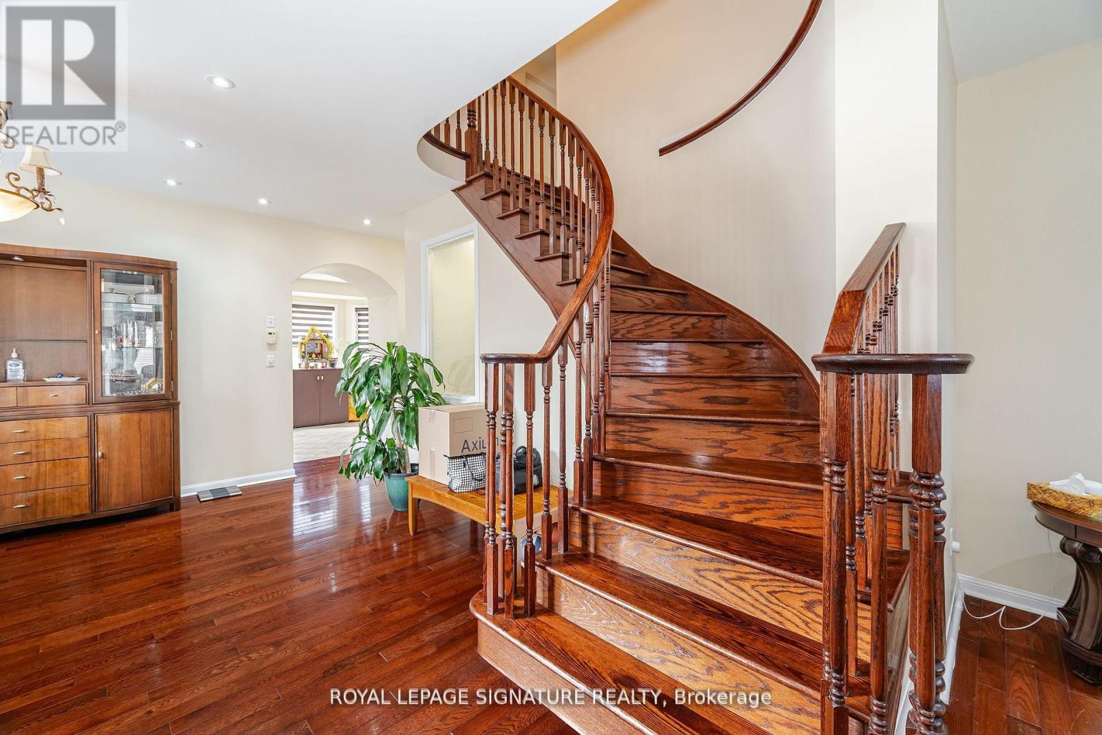 21 Alboreto Way, Brampton, Ontario L6X 0N5 - Photo 34 - W12595282